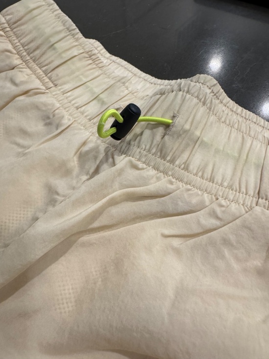 Nike Running Shorts - Picture 3 of 5